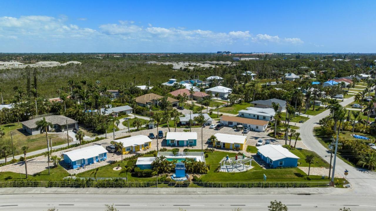 2 Bed Cottage With Pool, Close To Beach! Bbq Grills & Patio Fort Myers Exterior photo