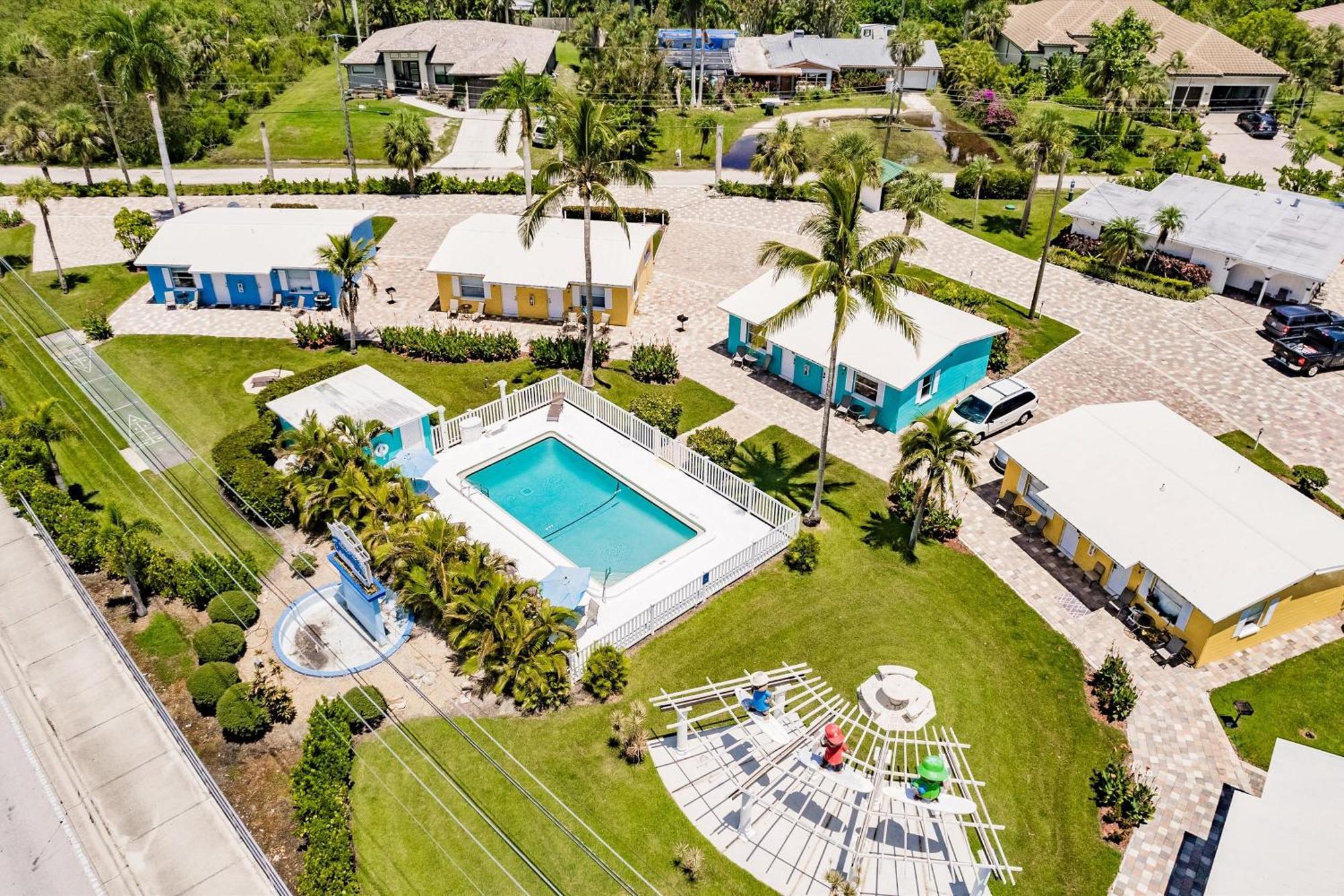 2 Bed Cottage With Pool, Close To Beach! Bbq Grills & Patio Fort Myers Exterior photo
